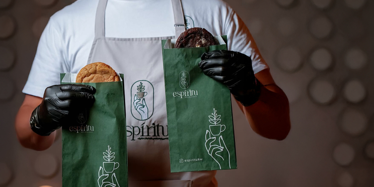 Freelancer's Portfolio Cover Image - Sara Al-Khalaf - Graphic Design