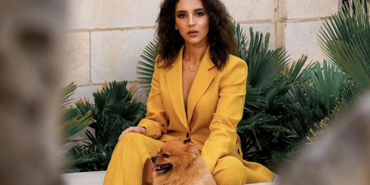 صورة غلاف مشروع المبدع المستقل - لطيفة الهزاع - عارضين أزياء