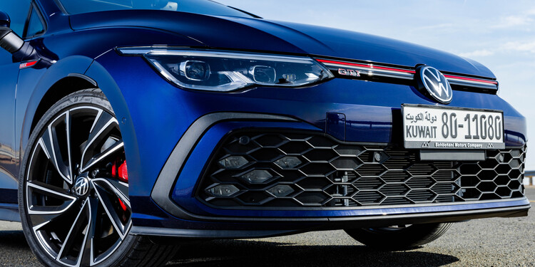 Freelancer's Portfolio Cover Image - Andre Deville - Photography